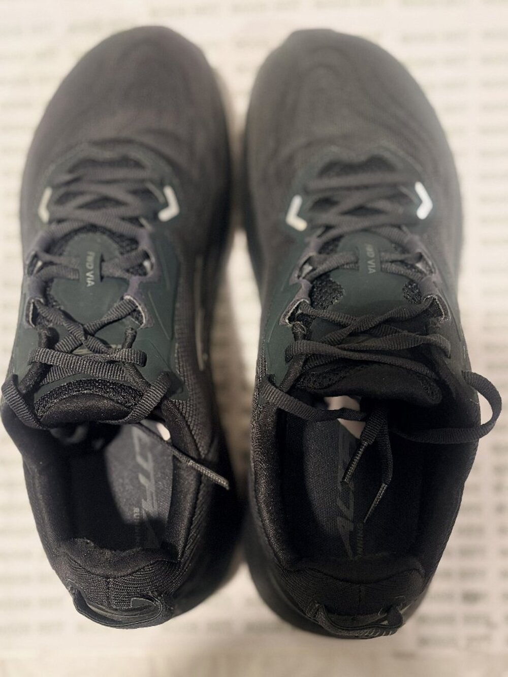 ALTRA MEN'S BLACK FWD VIA SIZE 10.5